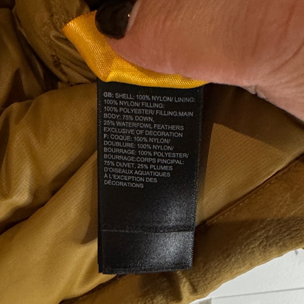 The North Face Women's Tan Puffer Jacket - Picture 5 of 6